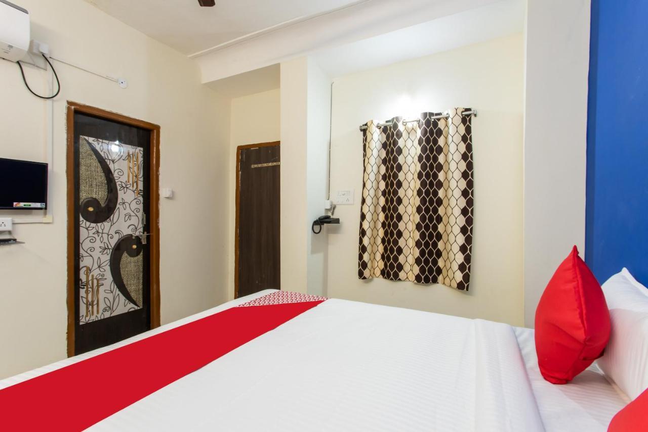 Oyo 27862 Hotel Brooklyn Indore Exterior foto